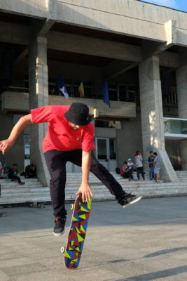 10 tricks simples en skateboard à faire après le ollie - Skateboard Academy